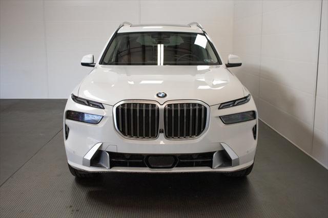 new 2025 BMW X7 car, priced at $93,725