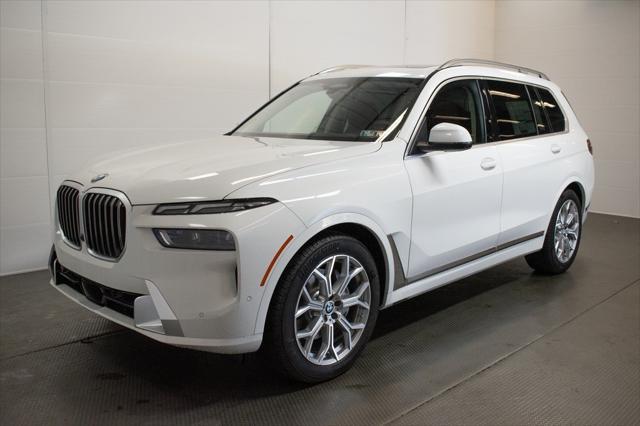 new 2025 BMW X7 car, priced at $93,725