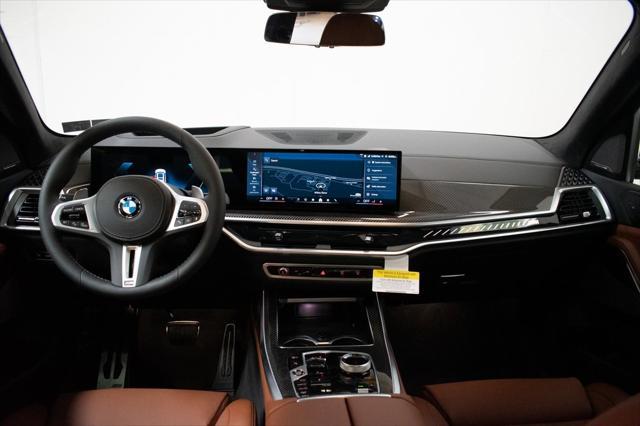 new 2025 BMW X7 car, priced at $120,405