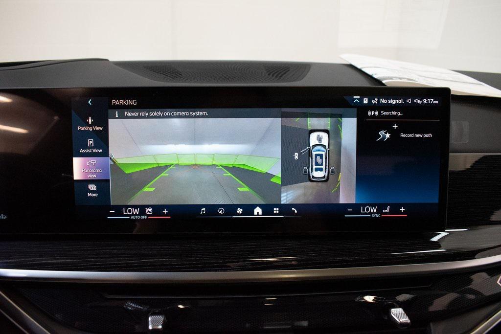 new 2026 BMW X7 car, priced at $98,405