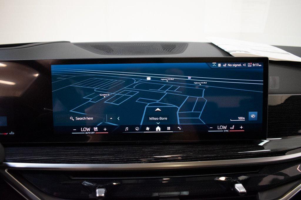 new 2026 BMW X7 car, priced at $98,405
