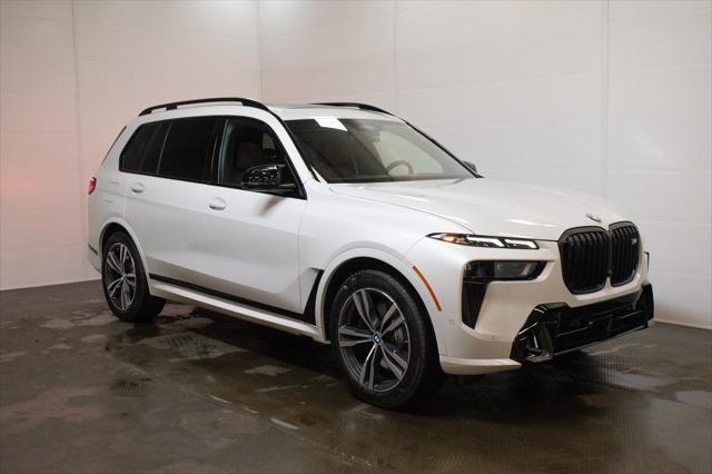 new 2025 BMW X7 car, priced at $119,055