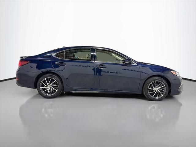 used 2017 Lexus ES 350 car, priced at $19,995