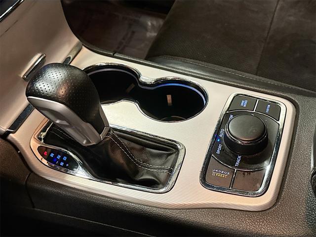 used 2018 Jeep Grand Cherokee car, priced at $37,495