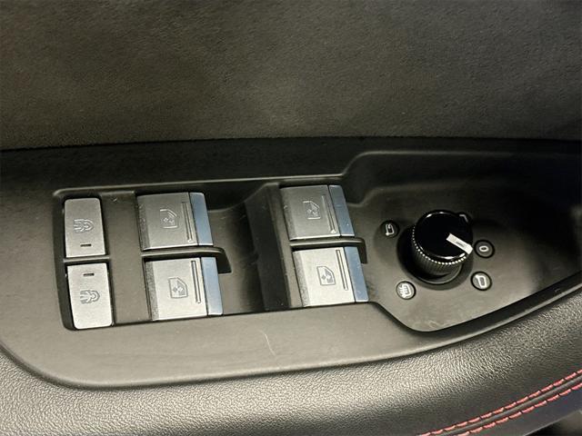 used 2022 Audi RS 7 car, priced at $87,995