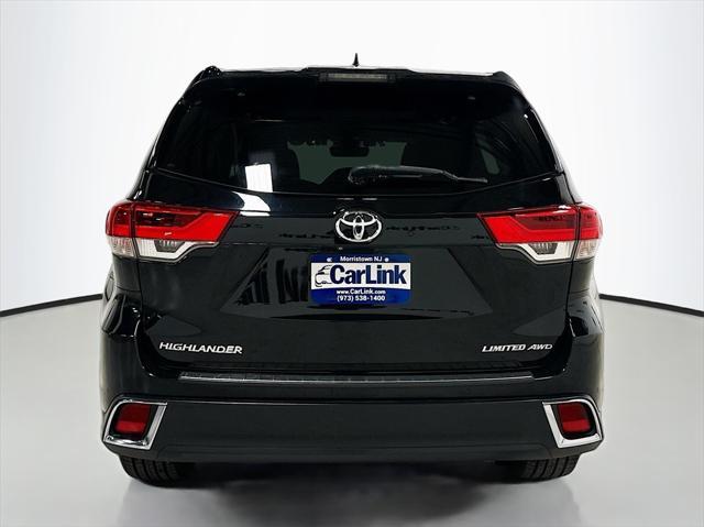 used 2018 Toyota Highlander car, priced at $22,995