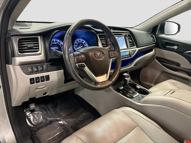 used 2016 Toyota Highlander car, priced at $18,995