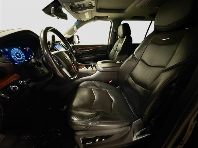used 2019 Cadillac Escalade ESV car, priced at $25,343