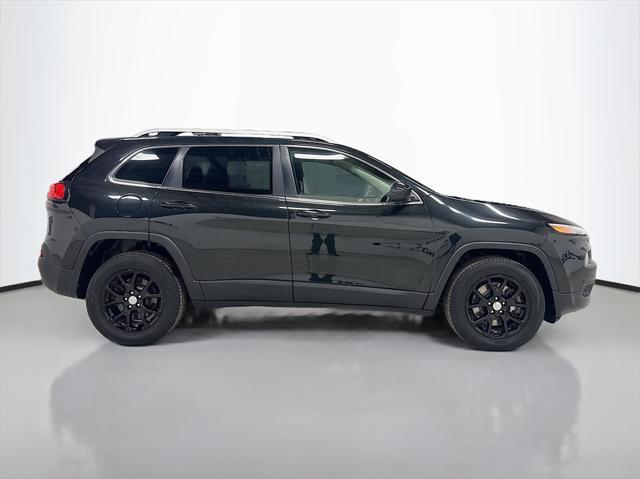 used 2015 Jeep Cherokee car, priced at $8,399