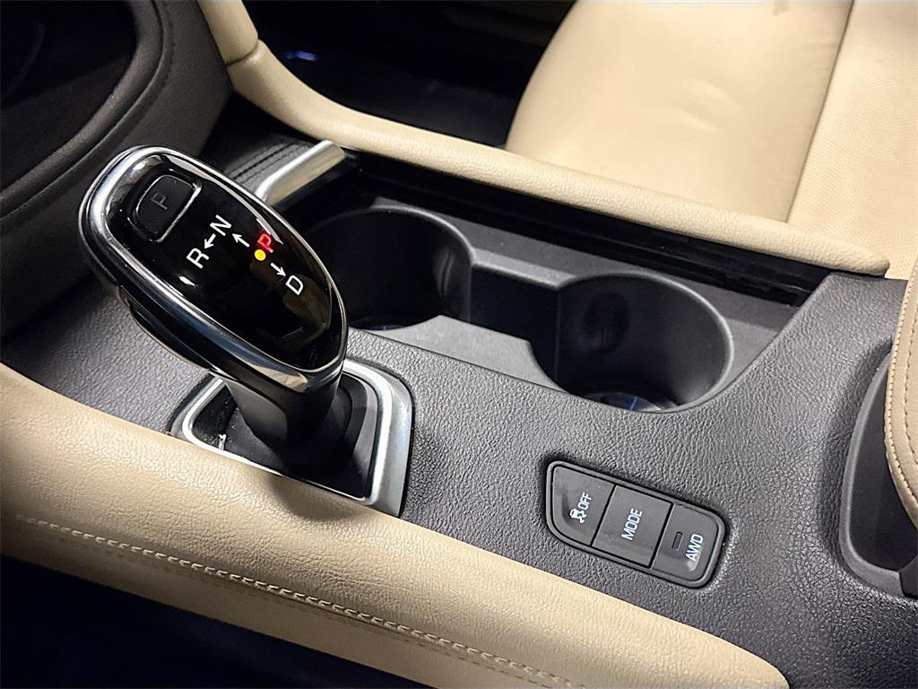 used 2018 Cadillac XT5 car, priced at $15,950