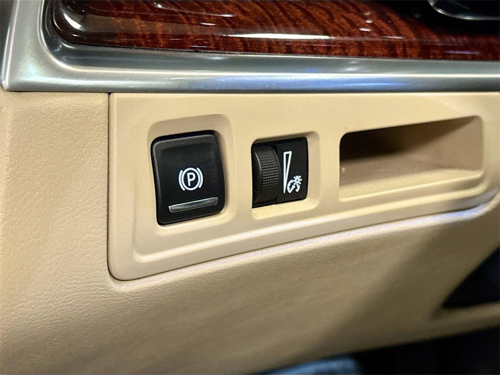 used 2018 Cadillac XT5 car, priced at $15,950