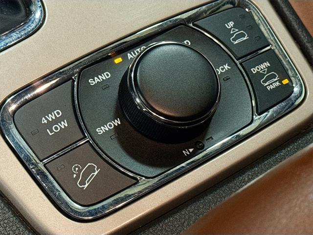 used 2016 Jeep Grand Cherokee car, priced at $15,900