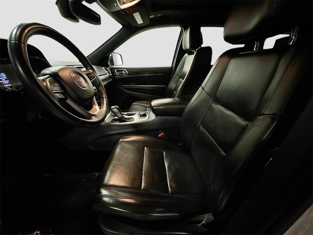 used 2019 Jeep Grand Cherokee car, priced at $17,495