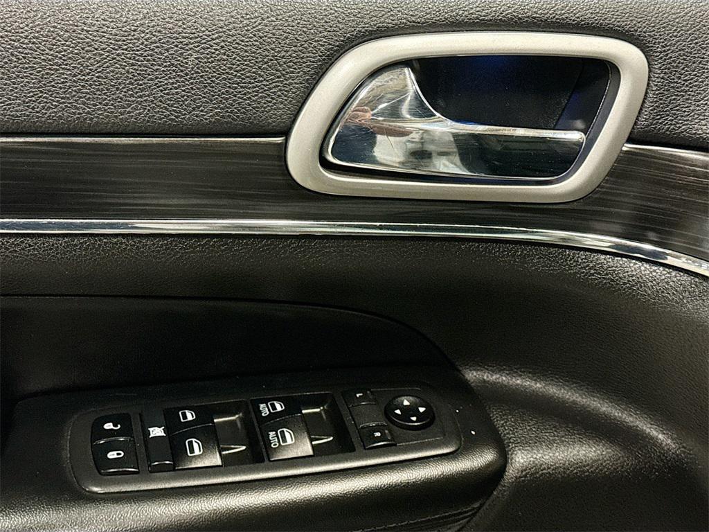 used 2019 Jeep Grand Cherokee car, priced at $17,495