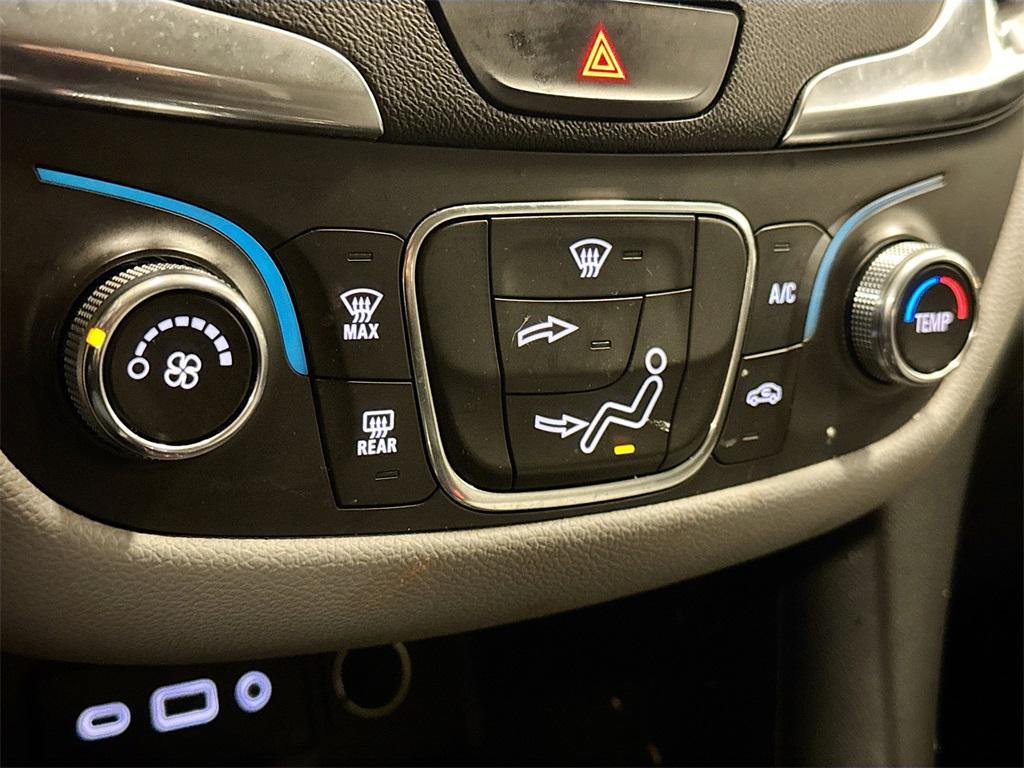 used 2021 Chevrolet Equinox car, priced at $17,495