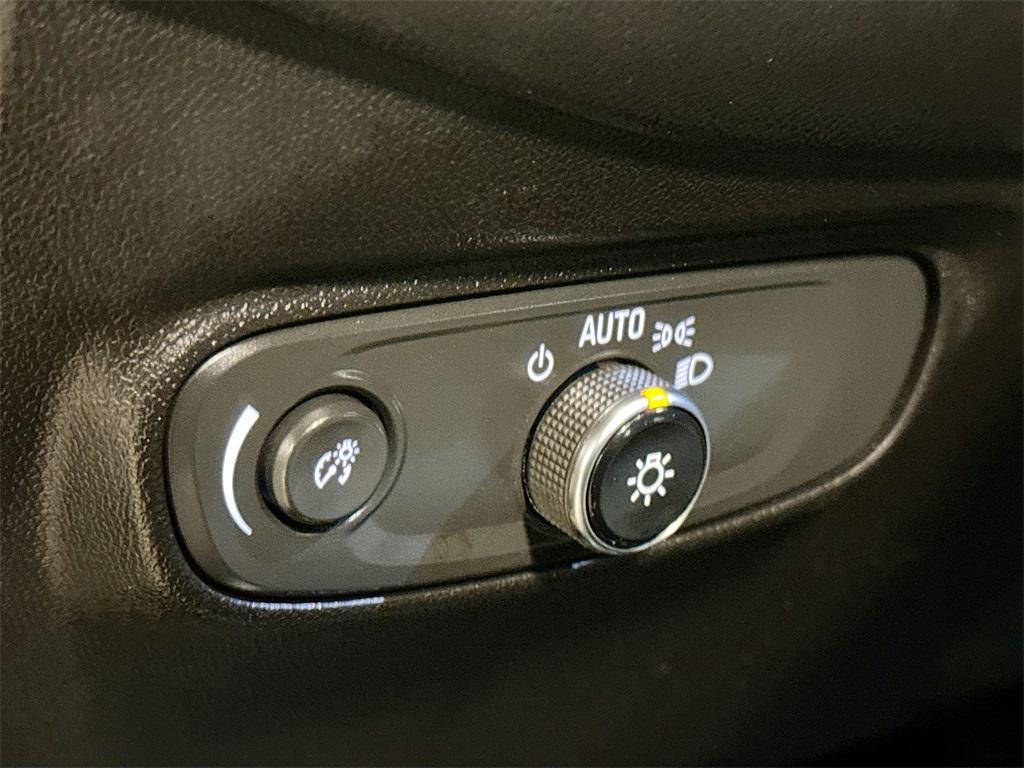 used 2021 Chevrolet Equinox car, priced at $17,495