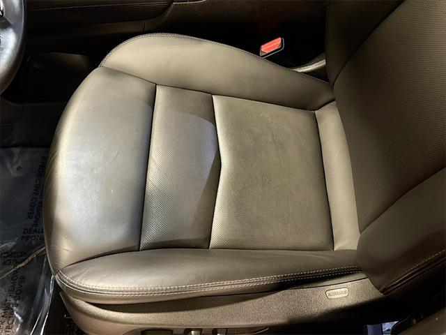 used 2022 Cadillac XT5 car, priced at $33,995