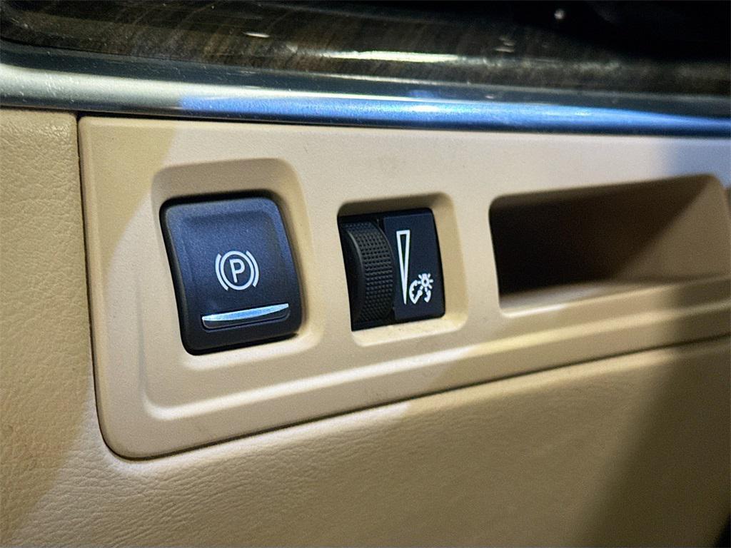 used 2018 Cadillac XT5 car, priced at $15,250