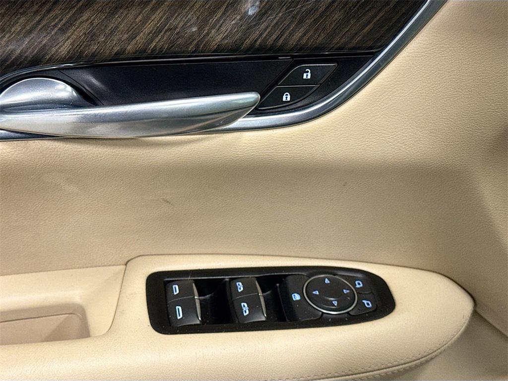 used 2018 Cadillac XT5 car, priced at $15,250