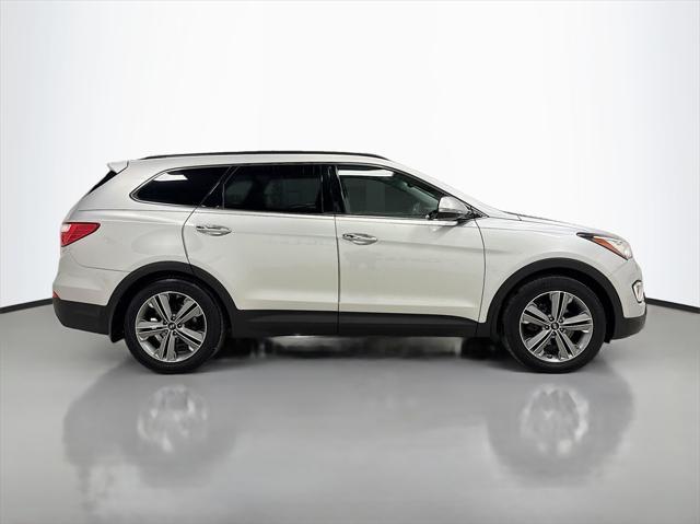 used 2016 Hyundai Santa Fe car, priced at $12,795