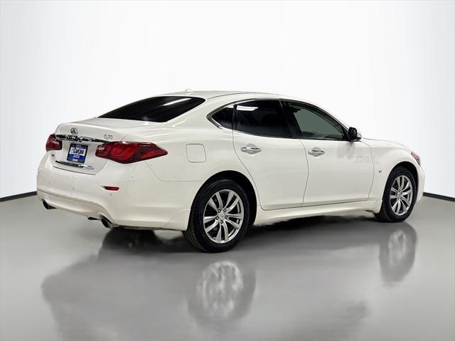 used 2015 INFINITI Q70 car, priced at $16,000