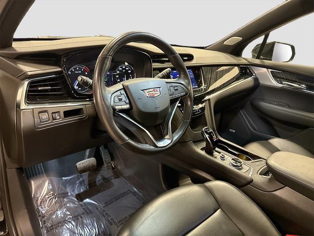 used 2023 Cadillac XT6 car, priced at $29,499