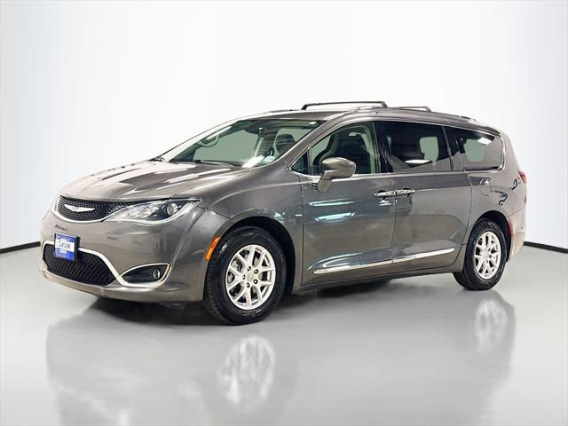 used 2020 Chrysler Pacifica car, priced at $16,499