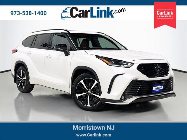 used 2022 Toyota Highlander car, priced at $33,995
