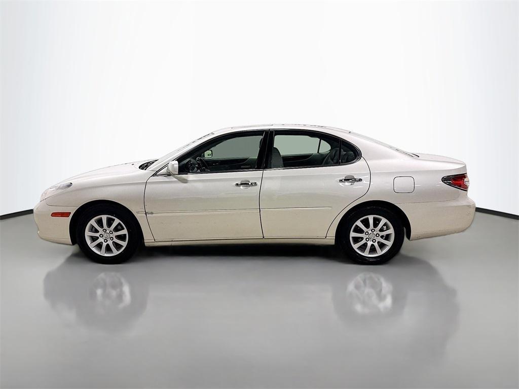 used 2004 Lexus ES 330 car, priced at $8,995