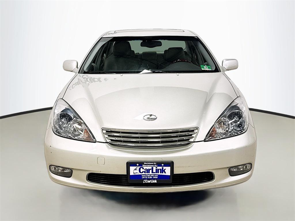 used 2004 Lexus ES 330 car, priced at $8,995