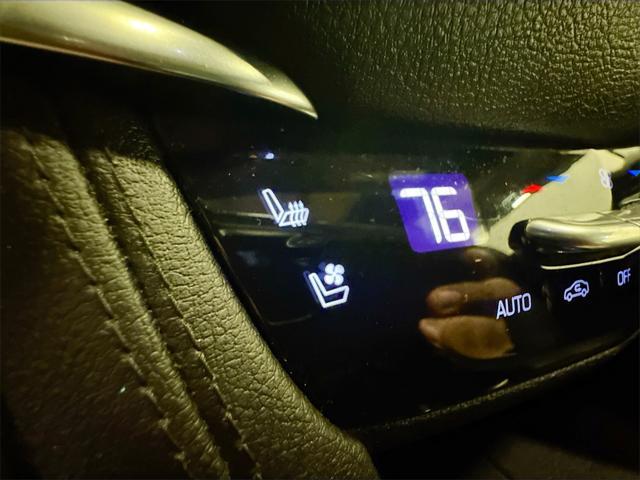 used 2020 Cadillac XT5 car, priced at $18,995