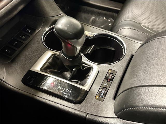 used 2018 Toyota Highlander car, priced at $21,495