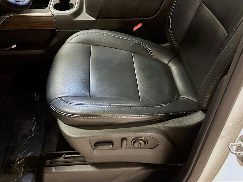 used 2021 Chevrolet Silverado 1500 car, priced at $28,000