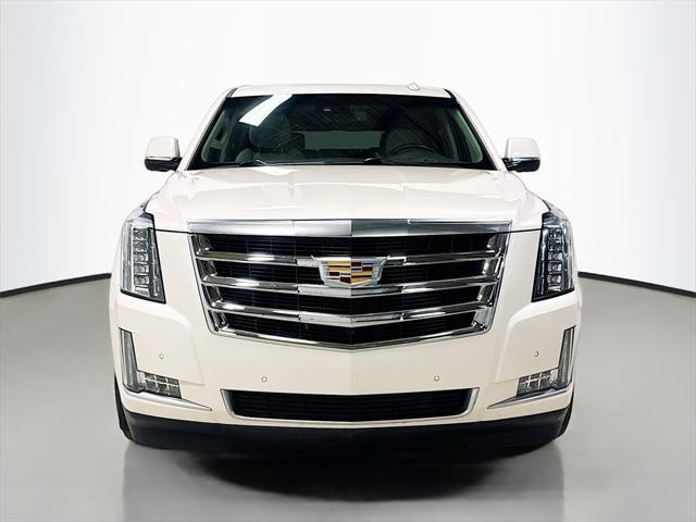 used 2015 Cadillac Escalade ESV car, priced at $23,200