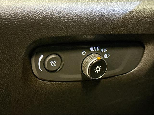 used 2021 Chevrolet Traverse car, priced at $19,995