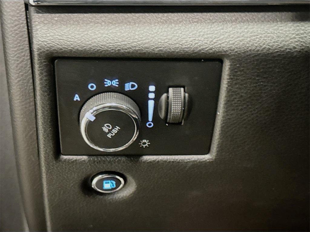 used 2018 Jeep Grand Cherokee car, priced at $16,749