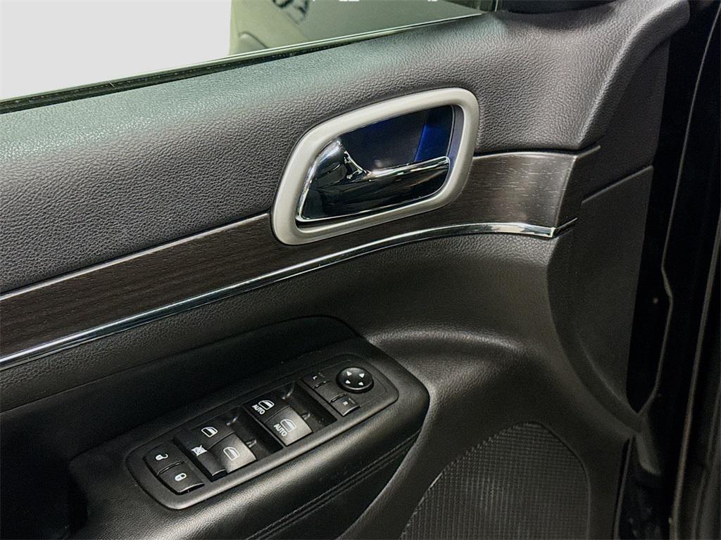 used 2018 Jeep Grand Cherokee car, priced at $16,749