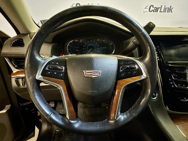 used 2020 Cadillac Escalade ESV car, priced at $31,499