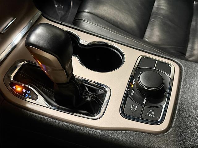 used 2016 Jeep Grand Cherokee car, priced at $11,400