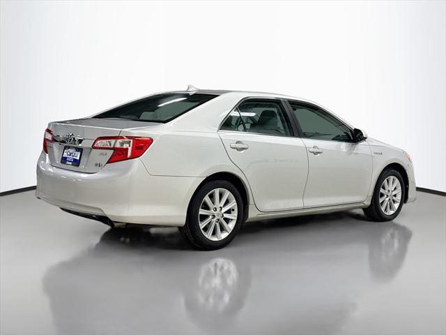 used 2014 Toyota Camry Hybrid car, priced at $10,995