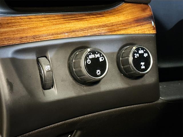 used 2015 Cadillac Escalade car, priced at $20,995