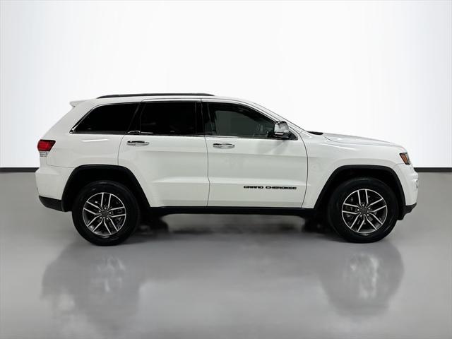 used 2021 Jeep Grand Cherokee car, priced at $17,995