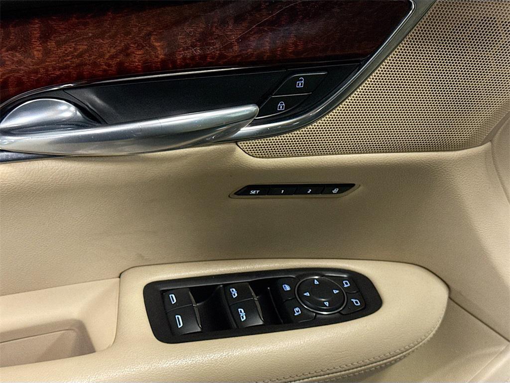 used 2019 Cadillac XT5 car, priced at $13,995
