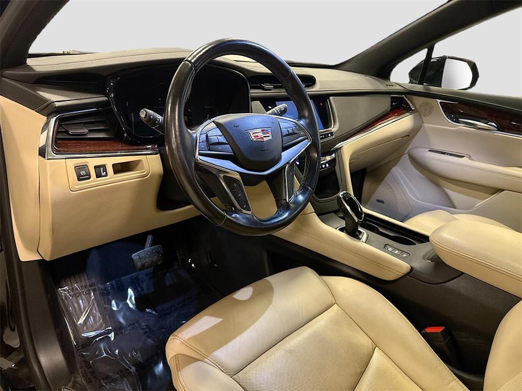 used 2019 Cadillac XT5 car, priced at $13,995