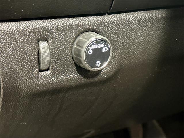 used 2016 Chevrolet Colorado car, priced at $15,995