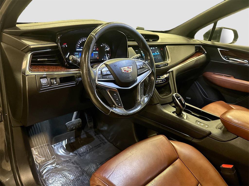 used 2019 Cadillac XT5 car, priced at $17,250