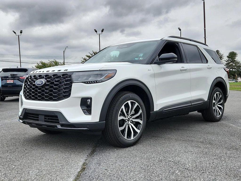 new 2025 Ford Explorer car, priced at $47,405
