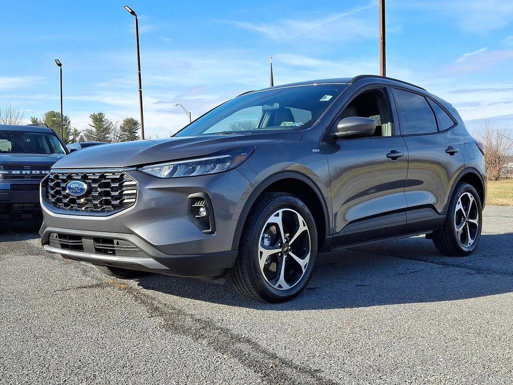 new 2025 Ford Escape car, priced at $33,075