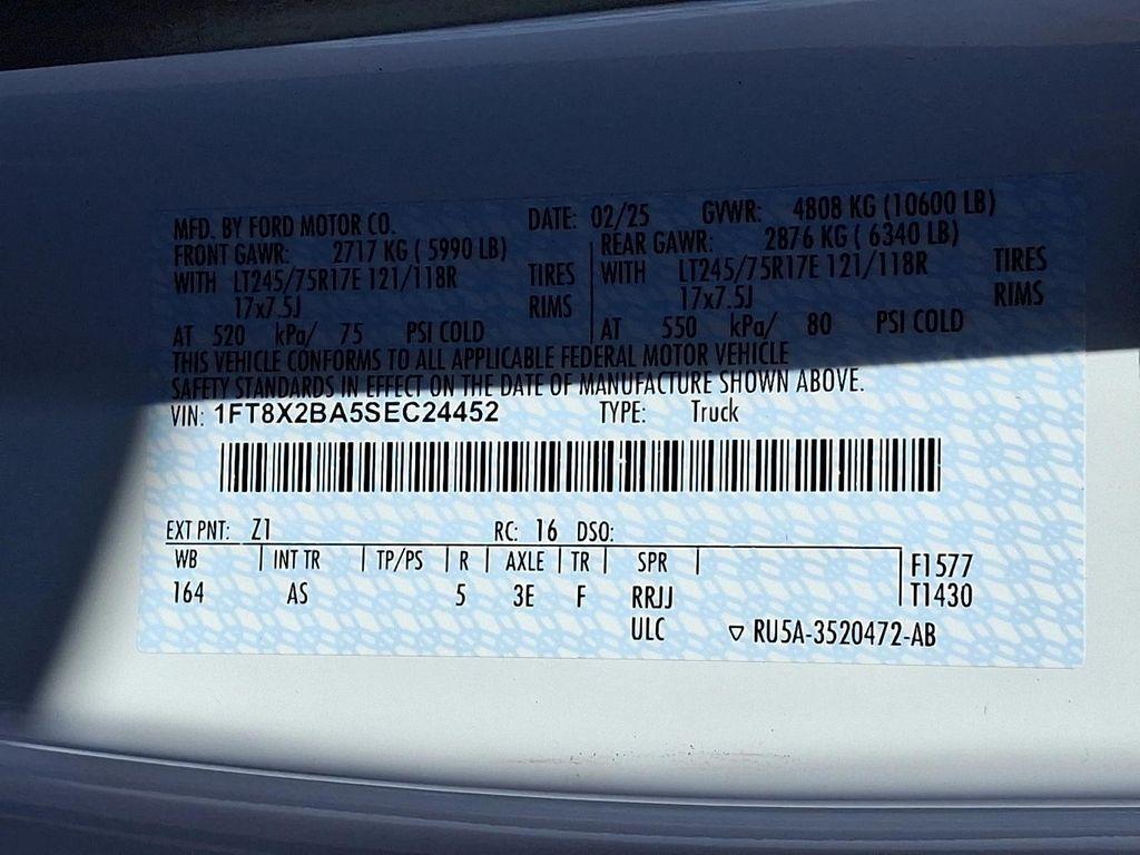 new 2025 Ford F-250 car, priced at $52,620