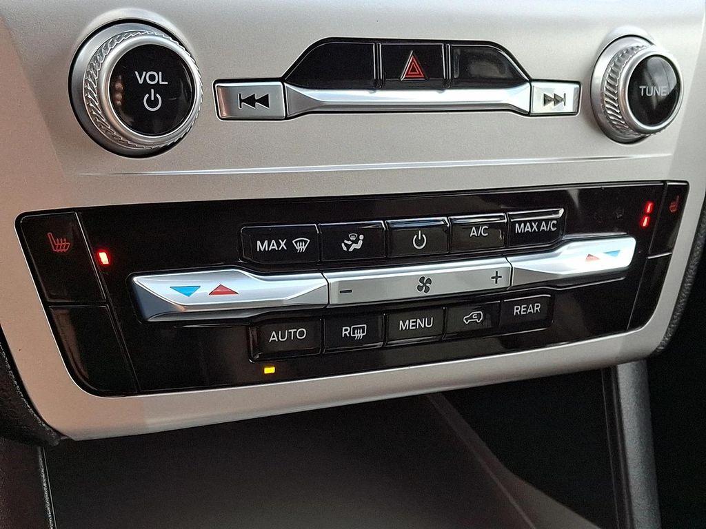 used 2022 Ford Explorer car